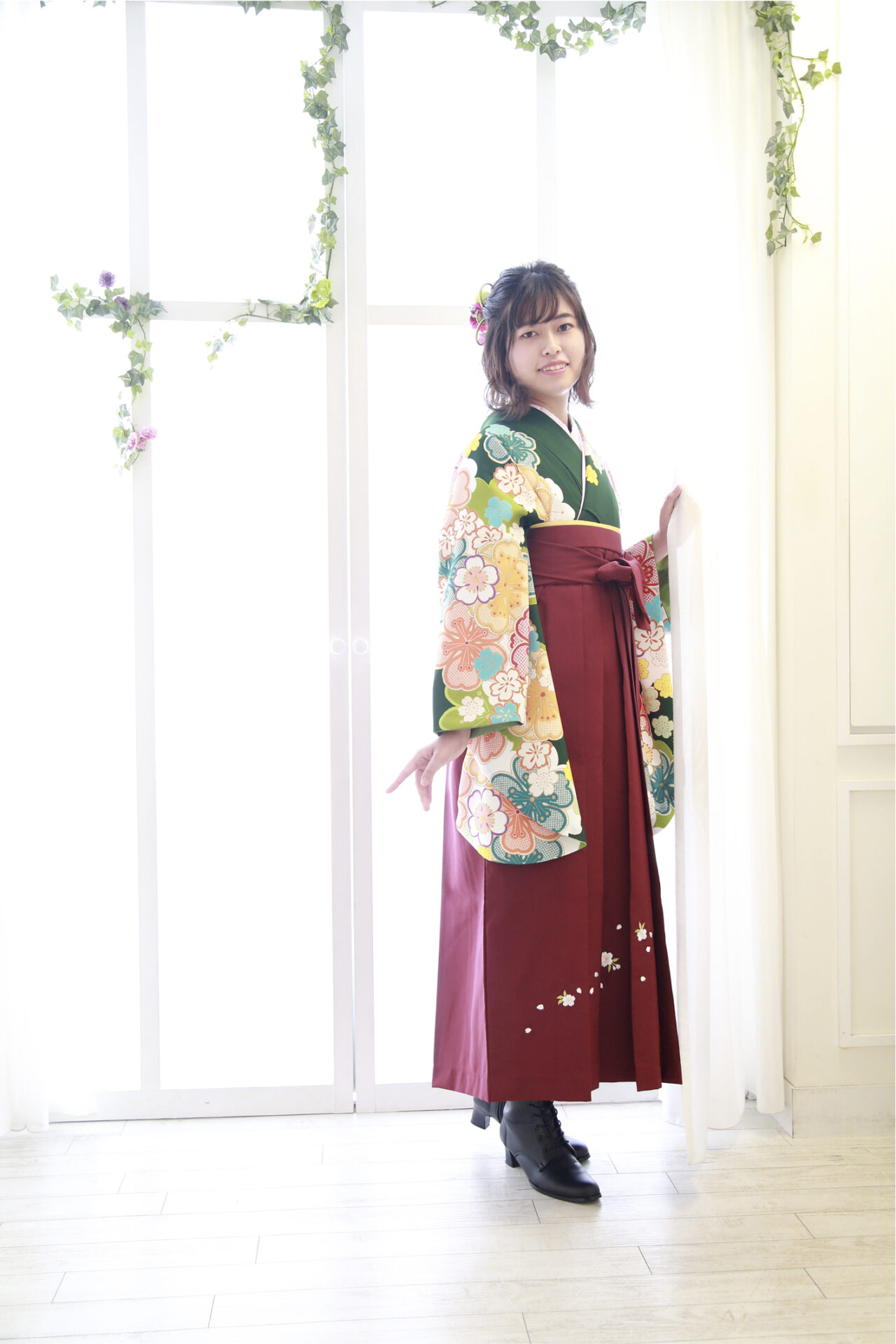 卒業袴前撮り - 振袖と写真スタジオ プルミエール| 大阪・奈良・和歌山 